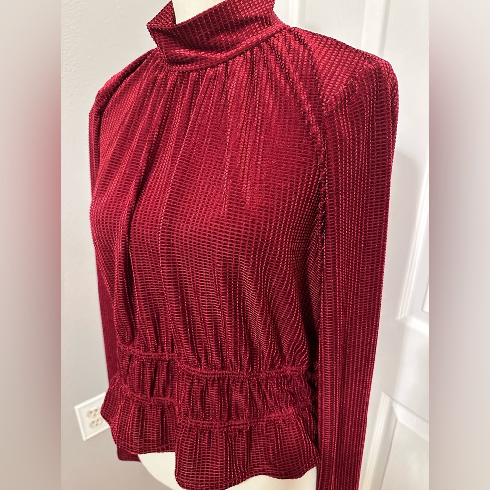 nwt Velvet crush blouse - Picture 3 of 6
